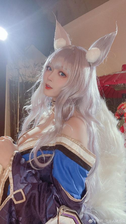 的图也会收录进碧蓝的cos本 up主: 糕哥枣糕daze#bilibili#【枣糕】妾