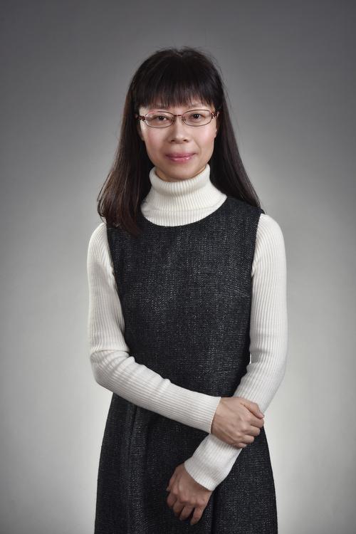  p>孔京京,女,硕士,北京师范大学外国语言文学学院副教授. /p>