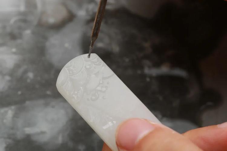 众筹丨戴上和田玉平安无事牌,一生平安好福气!