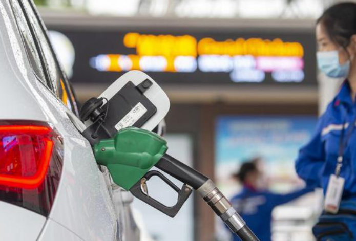 最新今日油价92号汽油调整信息11月13日92号汽油价格涨了吗