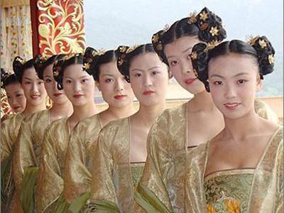 为什么古代宫女没有得青春痘的,也不能随便长粉刺,她们 古代宫女脸上