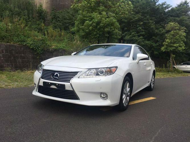 【宁波】2015年2月风神 s30 雷克萨斯es300h 白色