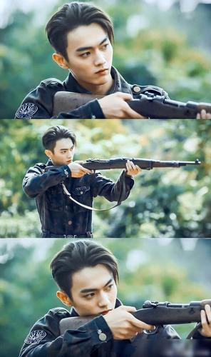 《烈火军校》"顾燕帧"美图分享,玩世不恭的富家子,和白鹿好配