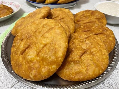 一场乌鲁木齐回民宴席