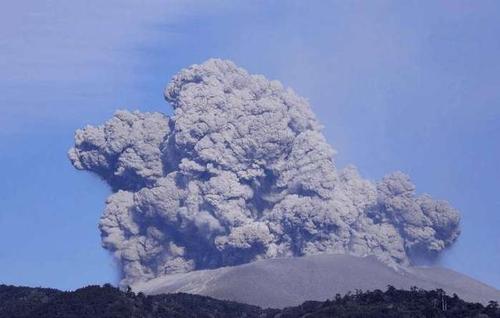 日本火山"井喷"式爆发,如此发展下去,究竟还能撑多久?