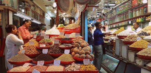 the sights and sounds of khari baoli spice market in delhi