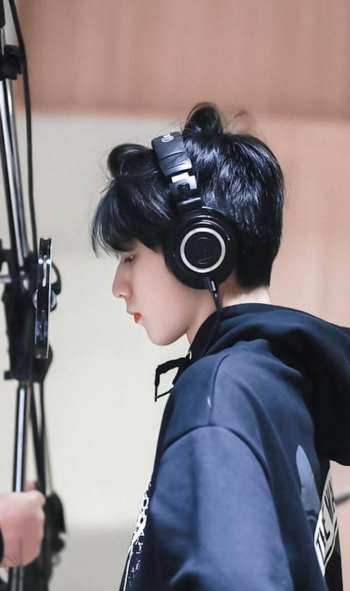 好似北斗七星 为迷茫的人直营未来诗经 --《无尽的冒险》