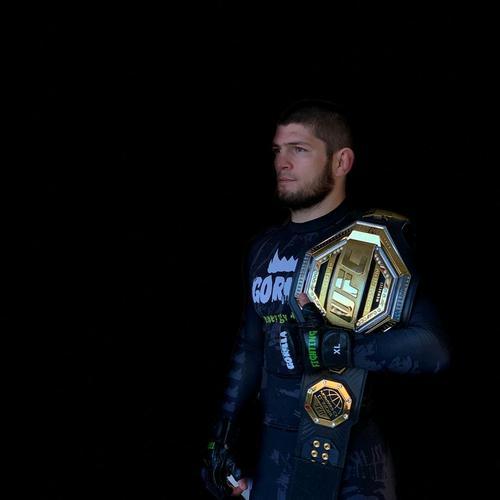 ufc轻量级冠军小鹰哈比布努马格莫多夫ins照片自取第二弹