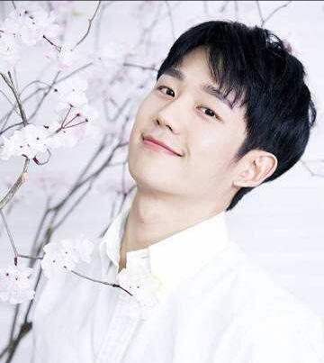 丁海寅我超级喜欢的一张头像