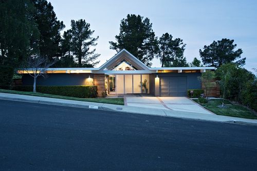 美国加州农场别墅改造doublegableeichlerremodelbyklopfarchitecture