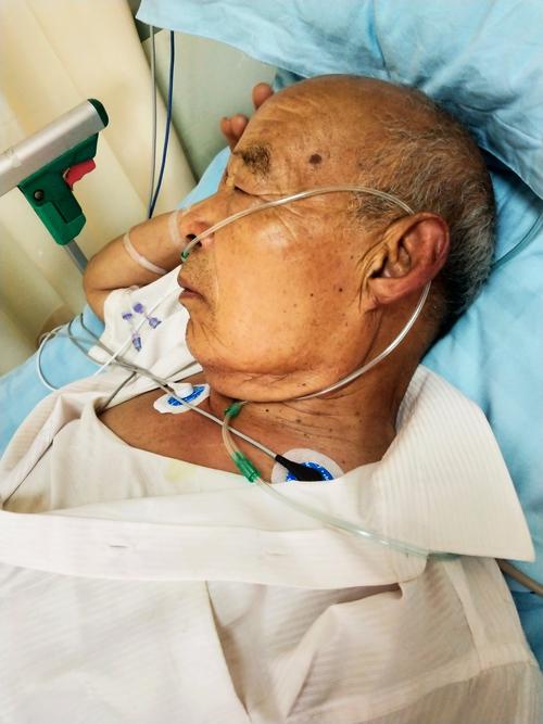 老爷子有病来住院