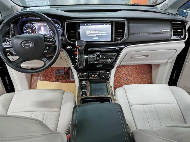 【乌鲁木齐二手车】2018年6月_二手广汽传祺 gm8 2018款 320t 尊贵版