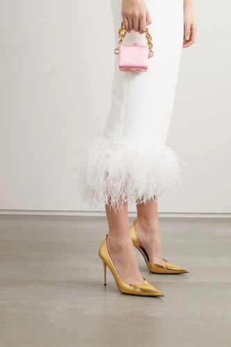 这款 "ralphie" 迷你单肩包出自本网站的独家胶囊系列,以亮泽的粉色缎