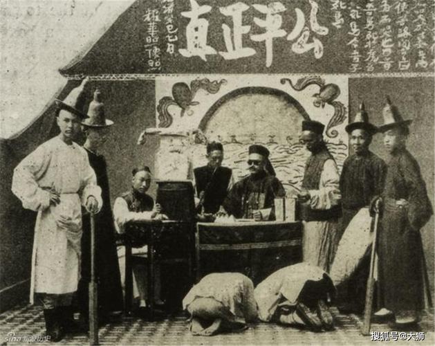 原创清朝一桩奇案丈夫杀妻嫁祸兄弟知县凭借一双小鞋破案