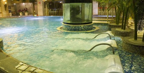 何日君温泉水疗(倪家桥店)