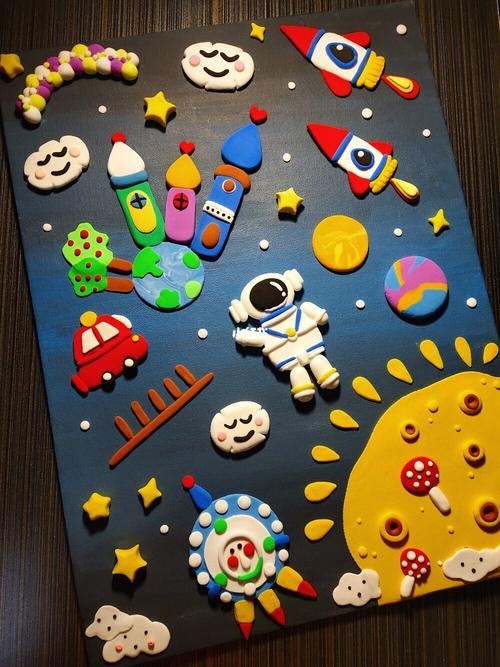 文案95_宇航员_文案_超轻黏土_手工制作_粘土_我的手工日常_兴趣