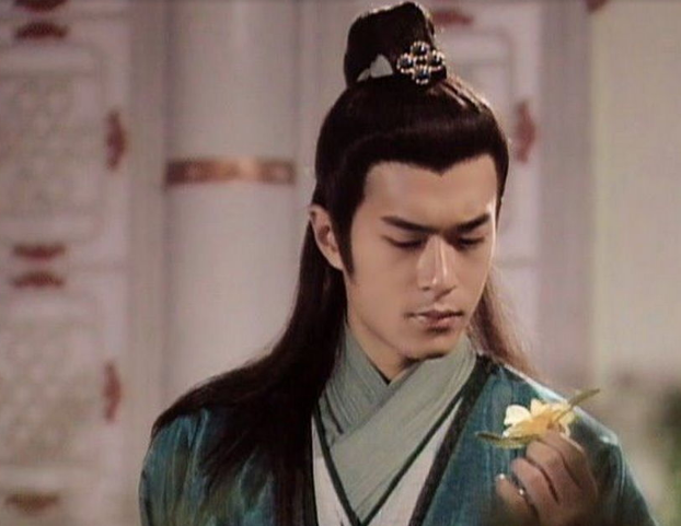 如何评价古天乐在《圆月弯刀》中的表现?