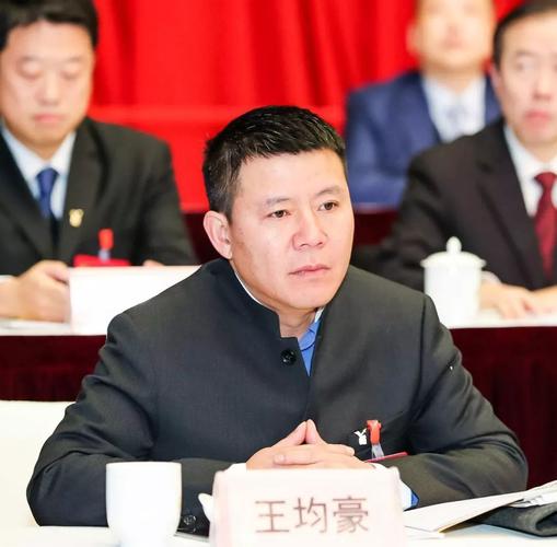 青企协会长传递企业家精神接力棒