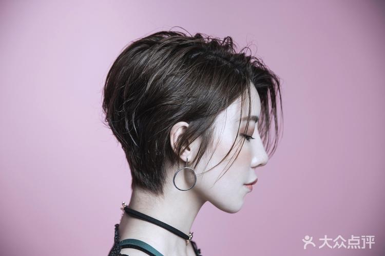 艺剪钟情美容美发(x693)