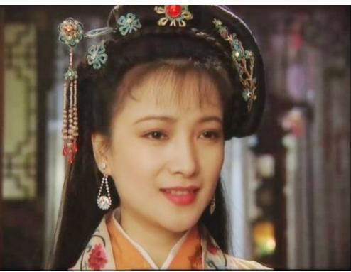 西游记红楼梦名著美女代言人何晴中年变霸气太后