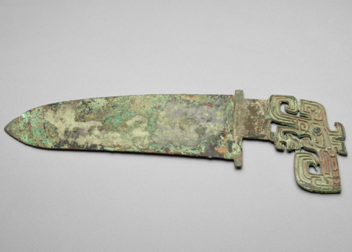 商 夔龙柄青铜戈 美国弗利尔美术馆藏