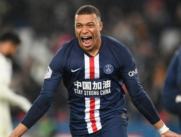 姆巴佩庆祝进球