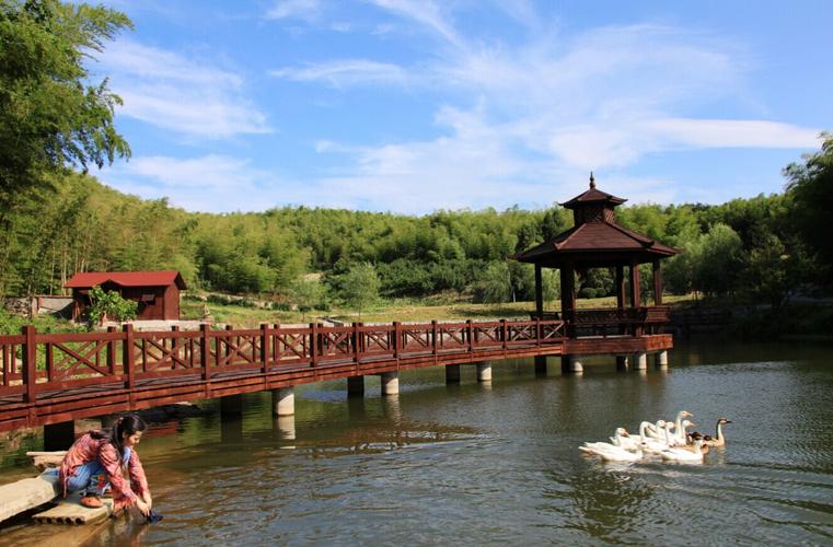 宜兴市西渚镇白塔村