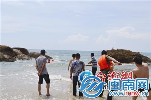 系厦门某公司职员 幸被漳浦赤湖边防民警所救