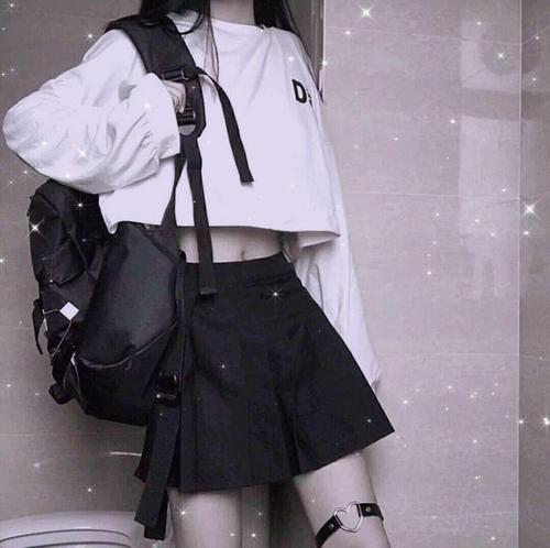 暗黑系女初中生jk制服部位图