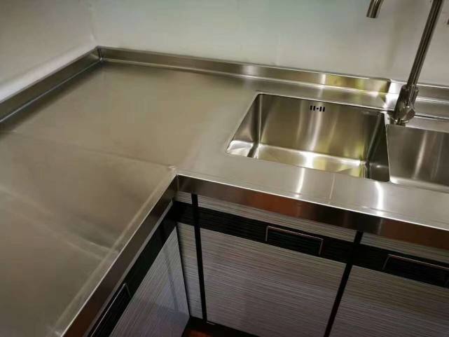 家庭厨房不锈钢台面安装视频