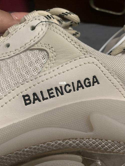 巴黎世家triples老爹鞋求懂的朋友鉴定一下_巴黎世家怎么样_老爹鞋