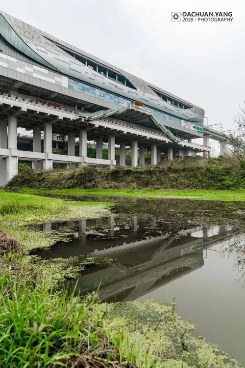 刚公布的广阳湾智创生态城中,迎龙和通江两城均与刘家坪紧邻,所以将