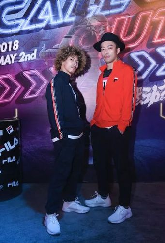 这就是街舞中的全能王韩宇同款穿搭