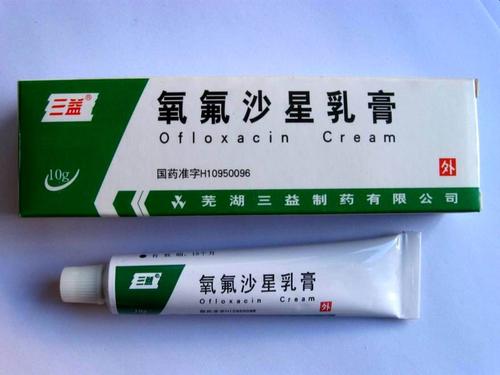产品 详细类别:皮肤科用药,其他专科用药,抗感染药 产品剂型:软膏剂