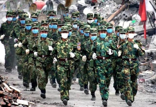 汶川地震空降兵15勇士从4999米高空舍命盲跳如今都是何职位