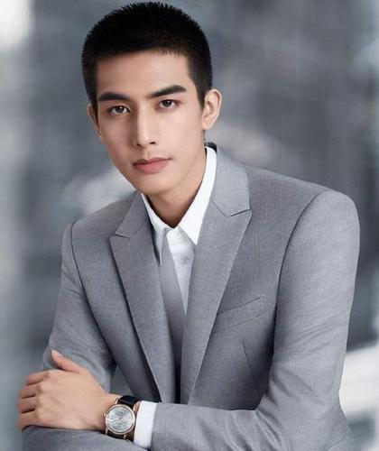 经得起寸头考验才是真帅气,任嘉伦,肖战,谁的寸头杀到