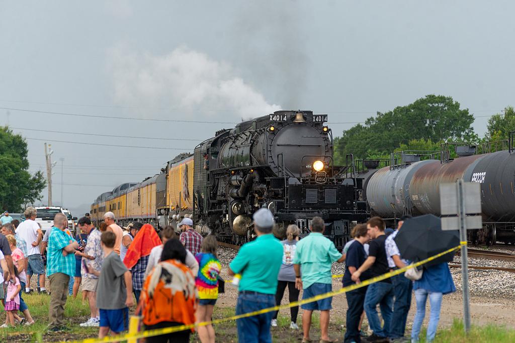 世界上最大的蒸汽火车成功修复目前正环游美国