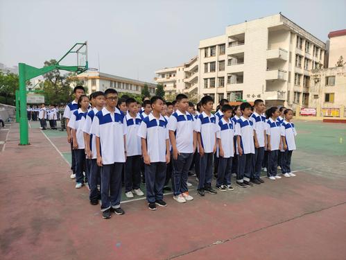 2020年,让我们相遇在广西梧州市龙圩实验中学2004班