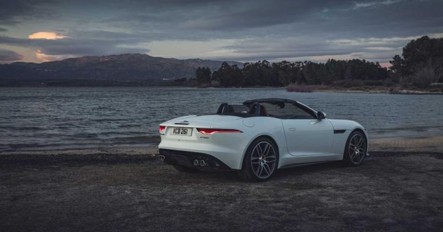 捷豹f-type新款曝光,5.0t v8 四驱,450马力还带敞篷