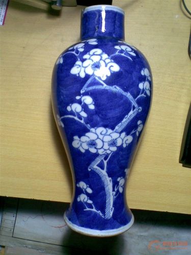 冰梅瓶