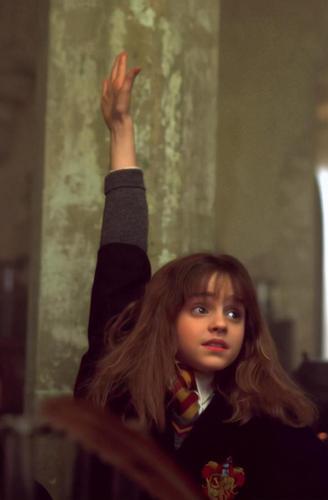 学霸赫敏的emma watson,气质美貌令她自小就成为不少哈利迷心中的女神