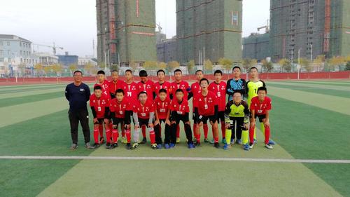 胜利小学在葫芦岛市第五届校园足球联赛中荣获佳绩