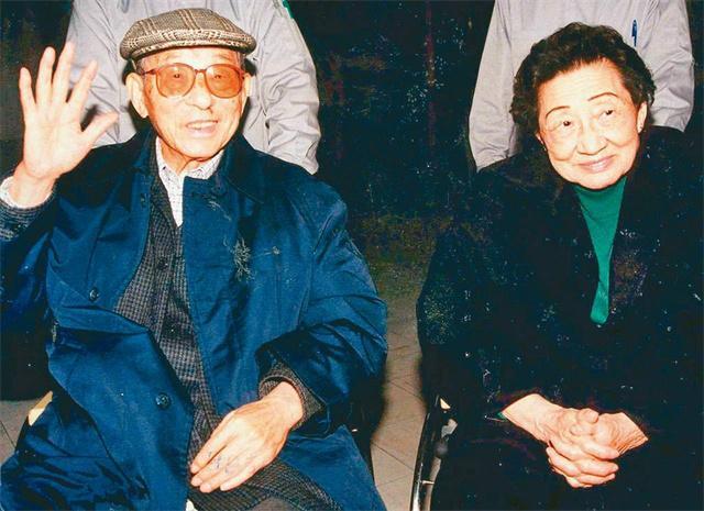 此时张学良唯一在世的后人已经64岁了,他叫张闾琳是张学良和赵四小姐