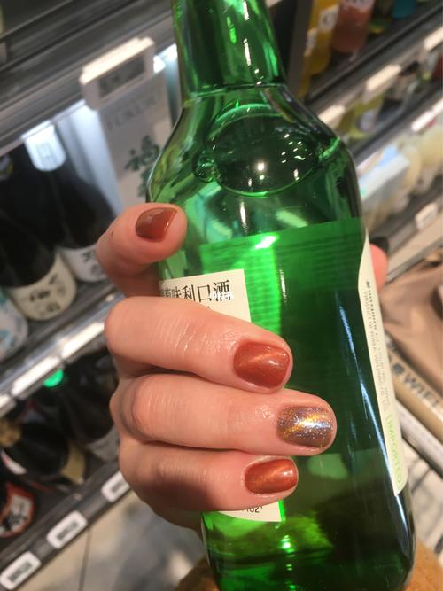 猫眼美甲_美甲分享_美妆_美甲