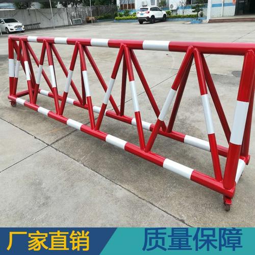 东莞拒马护栏合肥学校门口防撞拒马护栏黄黑三角架围栏
