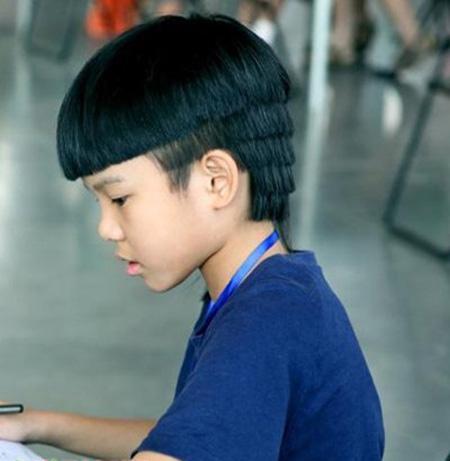 小男孩蘑菇头短发发型图片,三岁男宝宝发型设计