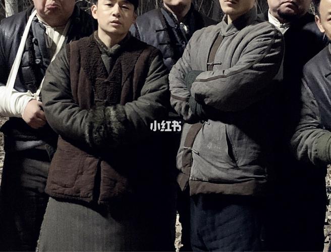 小耳朵壁纸来了 #新世界_新世界影评_壁纸_素材_壁纸