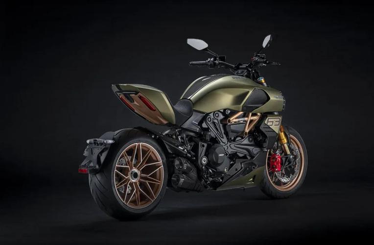 杜卡迪大魔鬼多少钱 大魔鬼杜卡迪【汽车时代网】