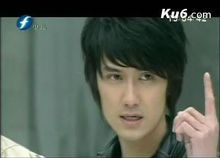 殿南(张殿菲饰)    b队炎龙侠 铠甲勇士二队炎龙侠的召唤人,领队兼