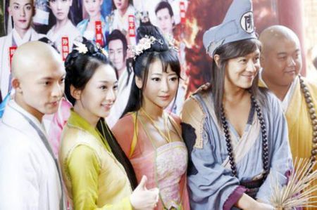 婉柔也是济公的徒弟,喜欢济公